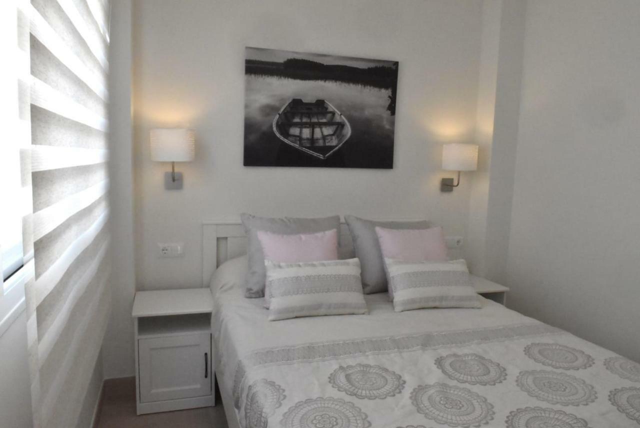 Apartamento El Ático De Claudia Torre Del Mar Exterior foto