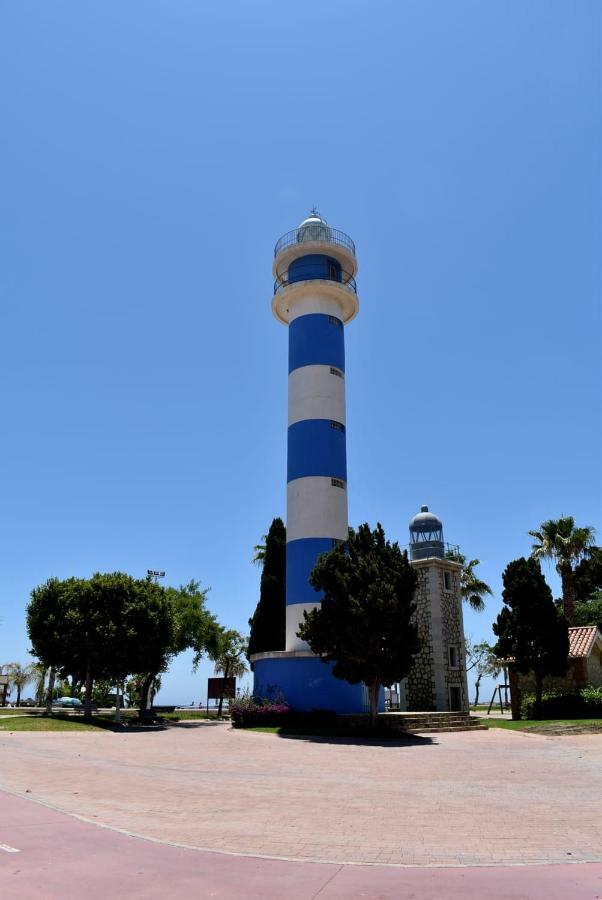 Apartamento El Ático De Claudia Torre Del Mar Exterior foto