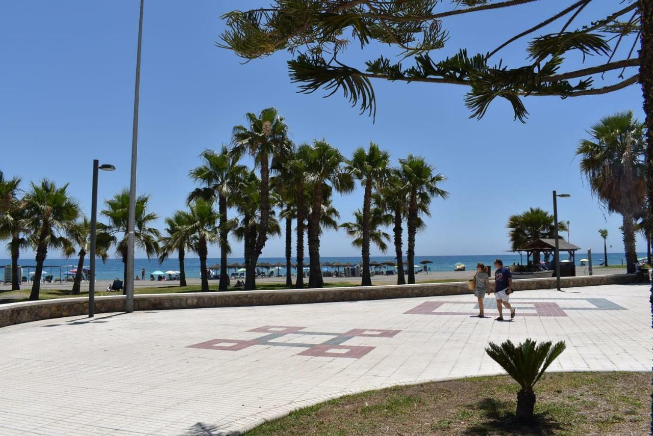 Apartamento El Ático De Claudia Torre Del Mar Exterior foto